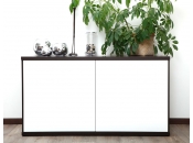 Buffet design chocolat et blanc laqu&eacute; SYMBIOSIS