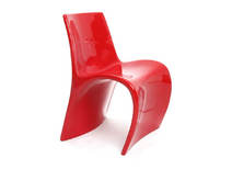 Chaise design rouge OWIE