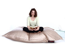 Housse pouf g&eacute;ant matelass&eacute; or BIG MILBAG TREND 