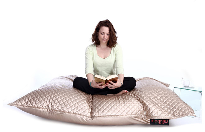 Housse pouf g&eacute;ant matelass&eacute; or BIG MILBAG TREND 