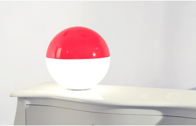 Lampe &agrave; poser moderne rouge Bor&eacute;al