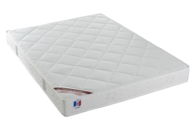 Matelas mousse 140x190 cm haute densit&eacute; confort plus