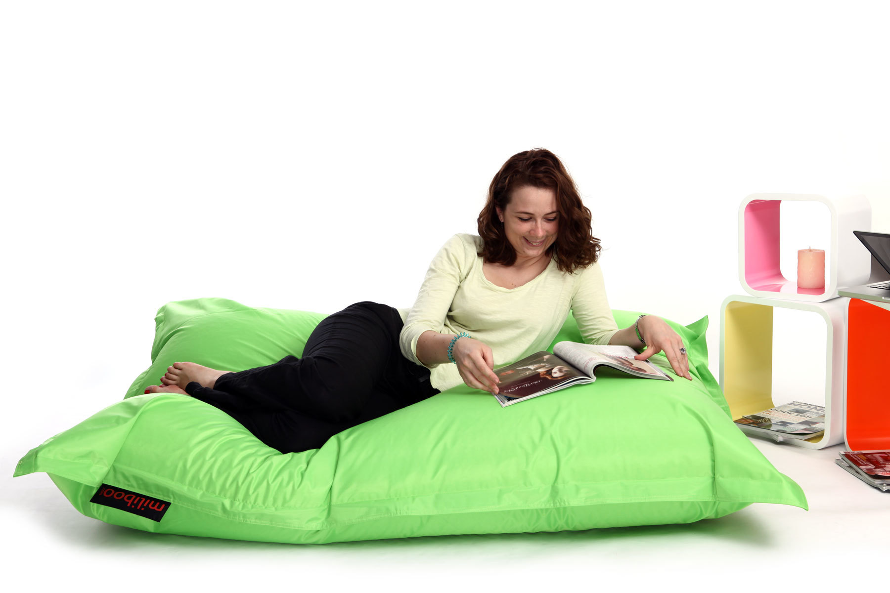 Pouf g&eacute;ant design polyester vert anis BIG MILIBAG