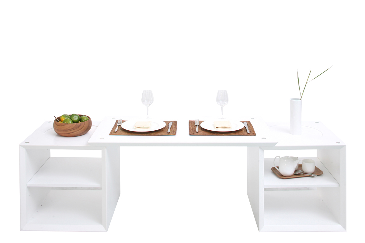 Table basse blanche 2 &eacute;tag&egrave;res Cin&eacute; dinner up to you by Dominique David