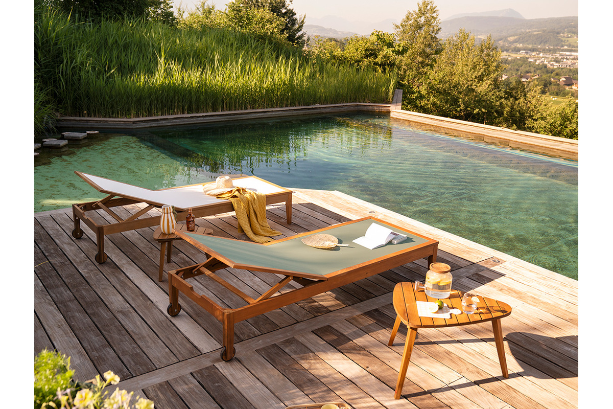 Bain de soleil vert kaki et bois massif NAVEEN