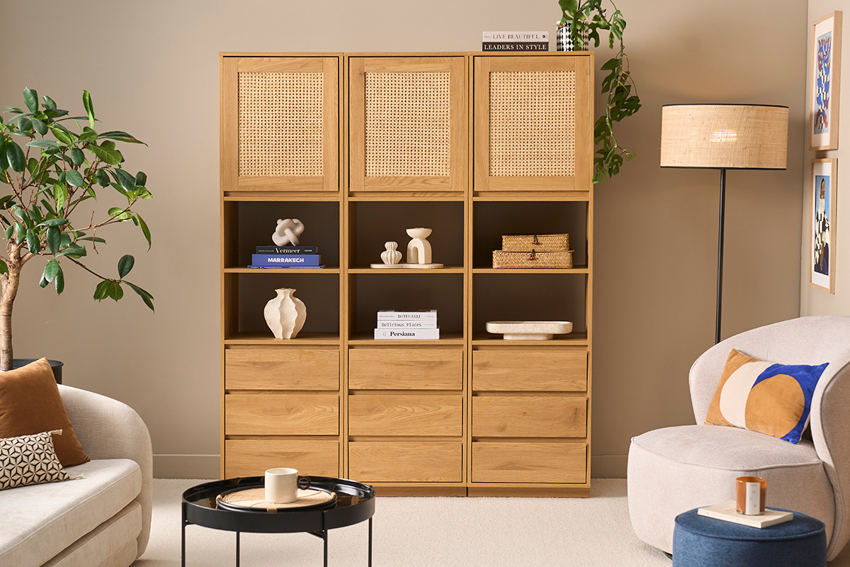 Biblioth�que �tag�re avec rangements finition bois clair ch�ne et cannage rotin L150 cm SEVILLE