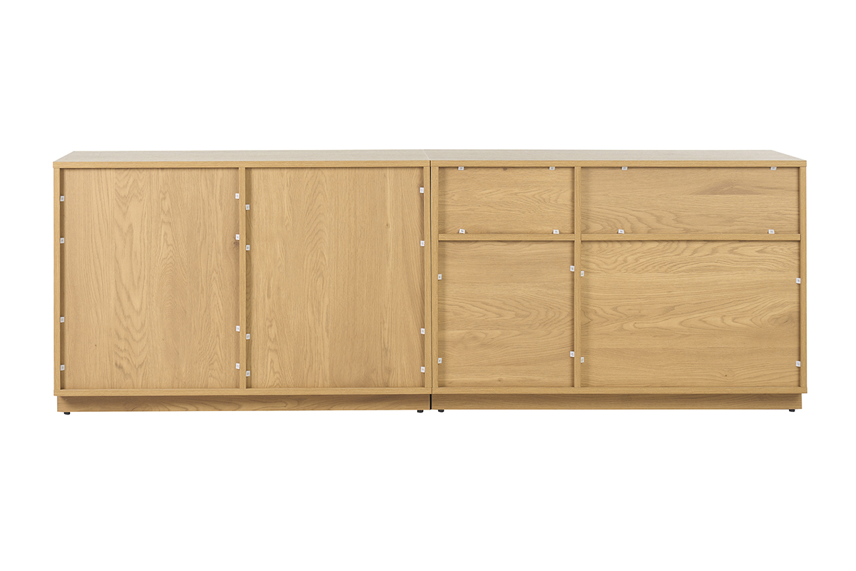 Buffet bois clair ch�ne avec cannage rotin, deux portes, vue de dos.