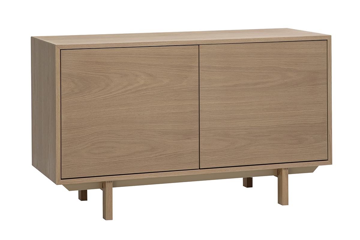 Buffet scandinave en bois clair avec 2 portes, vue de 3/4, dimensions L120 cm.