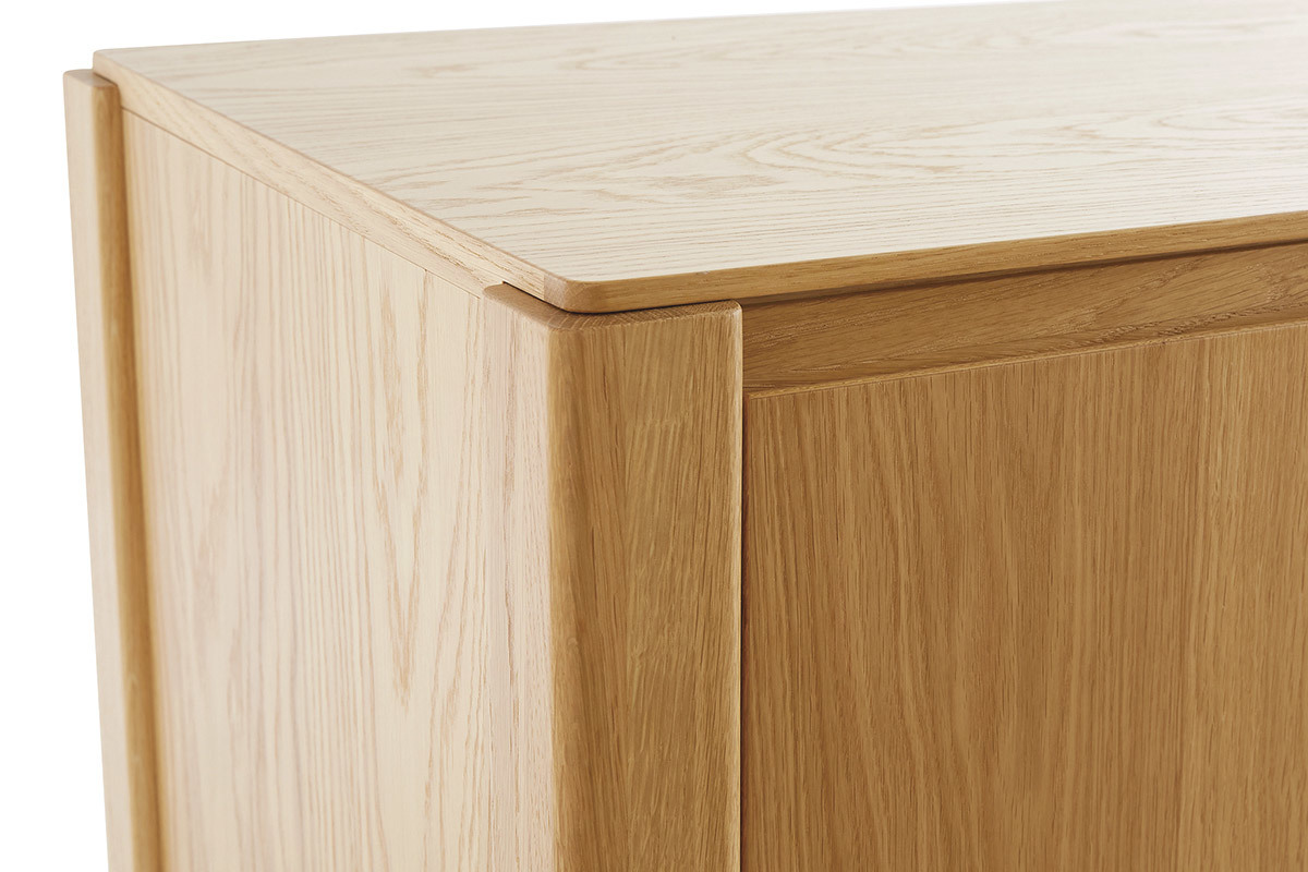 Buffet scandinave en bois clair ch�ne 3 portes L166 cm AGALI