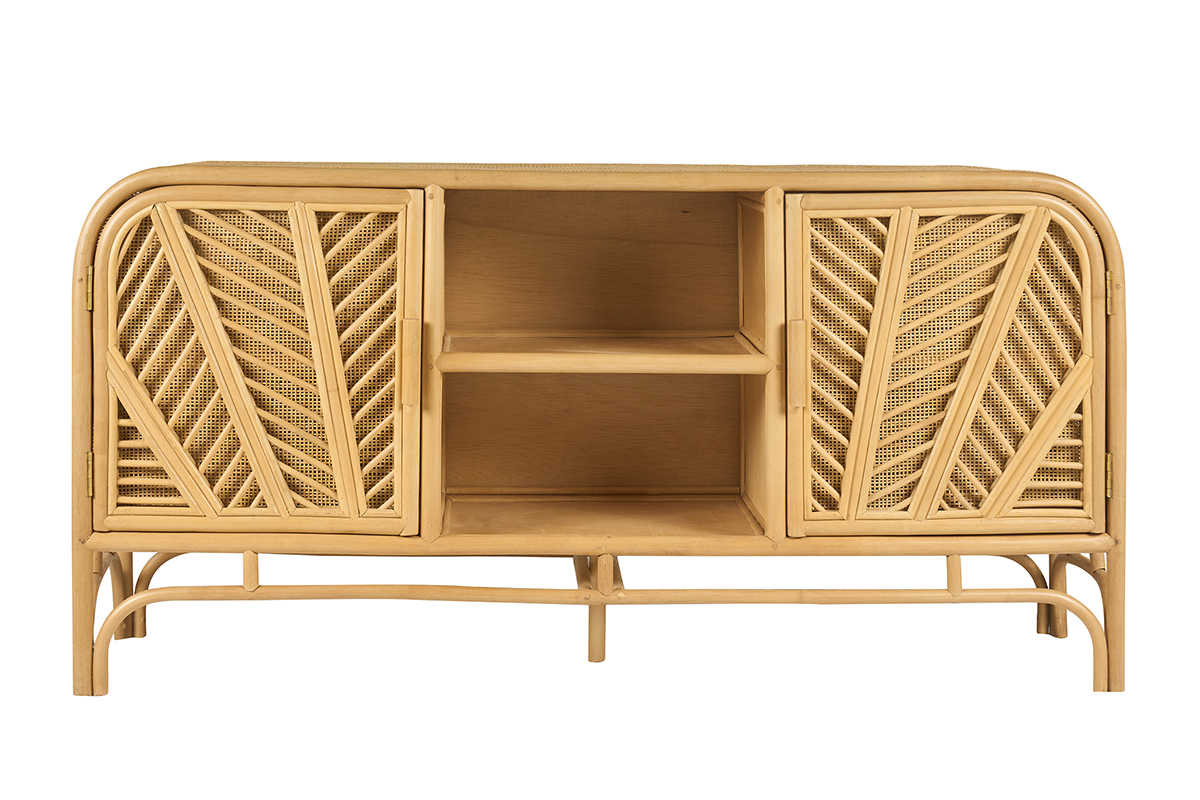 Buffet vintage en rotin � deux portes avec �tag�res centrales ouvertes, vue de face.