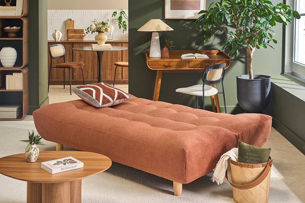 Canap� convertible scandinave 3 places en tissu chenille terre br�l�e et bois clair YUMI