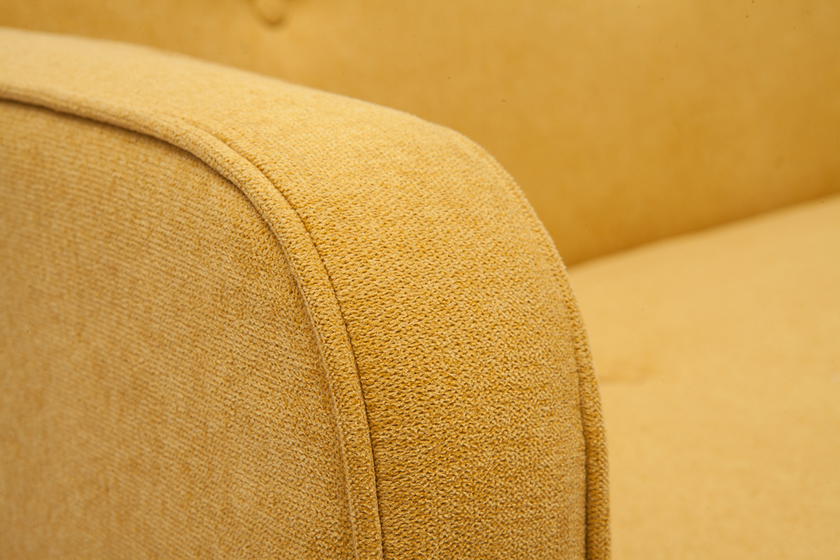 Canap� convertible scandinave 3 places en tissu effet velours jaune moutarde et bois clair ULLA