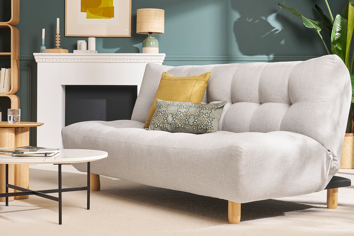 Canap convertible scandinave 3 places en tissu gris clair et bois clair YUMI