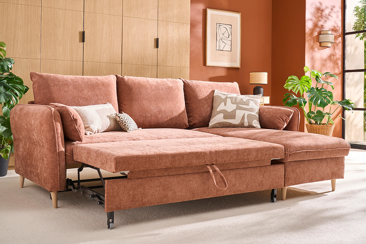 Canap d'angle convertible rversible avec coffre 3-4 places en tissu effet velours terre brle et bois clair DRISS