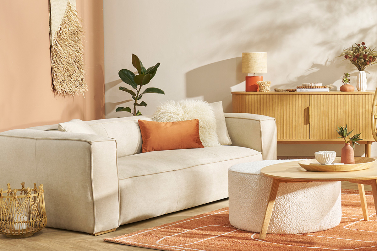 Canap design 3 places en tissu effet velours beige naturel et bois clair COBAIN