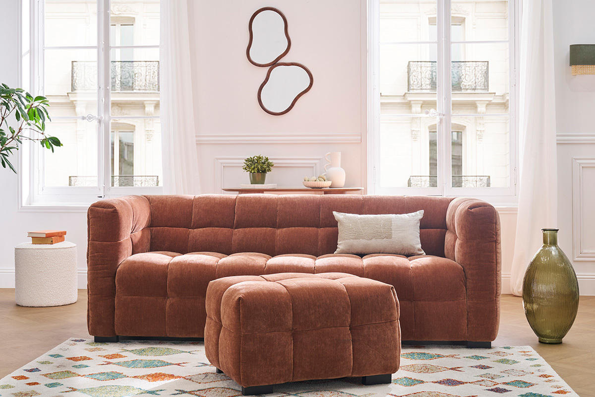 Canap design 3 places et repose-pieds en tissu effet velours terre brle CORTO