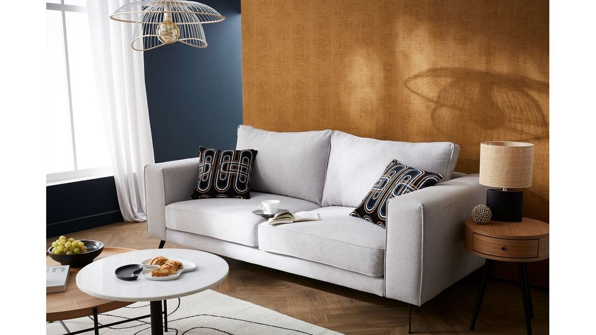 Canapé design 4 places en tissu beige et métal noir OSMANN