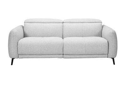 Canap&eacute; &eacute;lectrique 3 places avec t&ecirc;ti&egrave;res ajustables et repose-pieds en tissu effet velours textur&eacute; gris clair et m&eacute;tal TIGNES