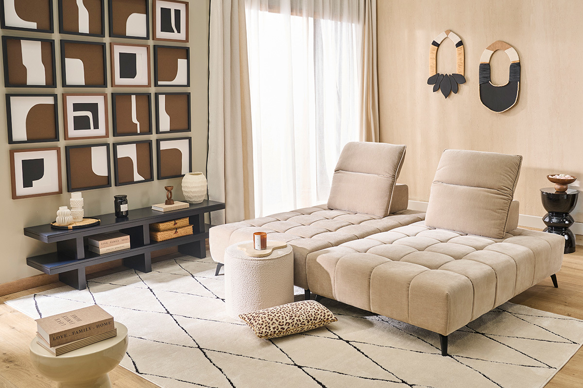 Canap� modulable 4 places avec t�ti�res ajustables en tissu effet velours taupe et m�tal noir OLMO