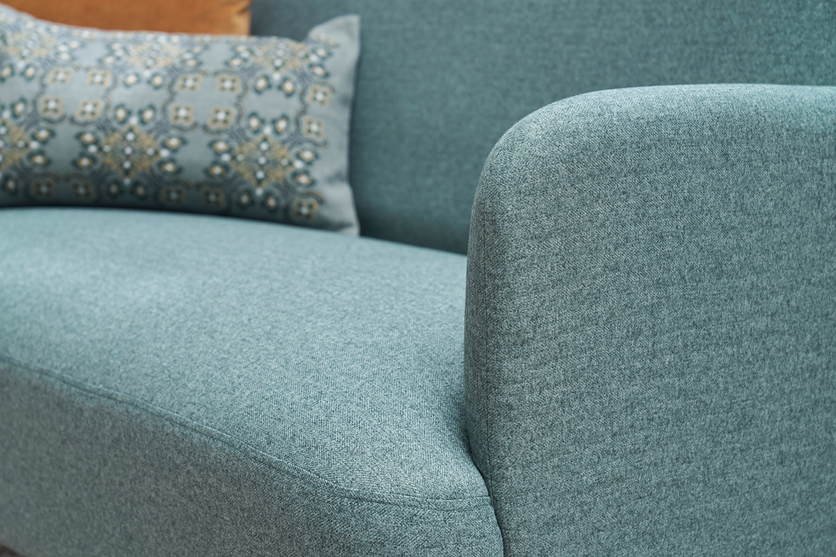 Canap scandinave 2 places en tissu vert de gris et bois clair ISKO