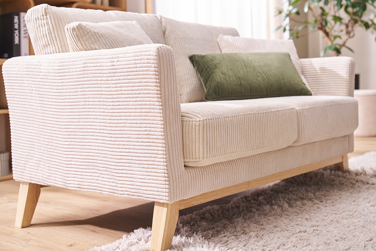 Canap scandinave dhoussable 2 places en tissu velours ctel beige et bois clair OSLO