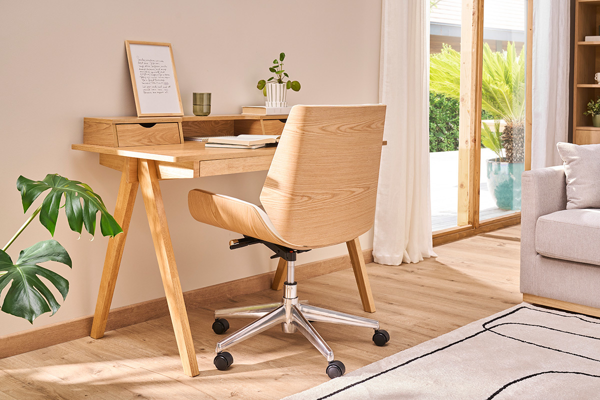 Chaise de bureau  roulettes design blanc, bois clair et acier chrom CURVED