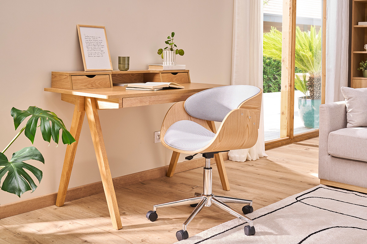 Chaise de bureau  roulettes design en tissu gris, bois clair et acier chrom BENT