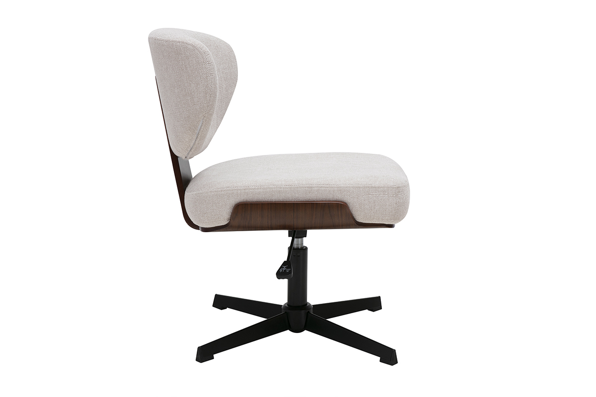 Chaise de bureau beige en tissu effet velours, vue de profil, avec pi�tement en m�tal noir et bois noyer.
