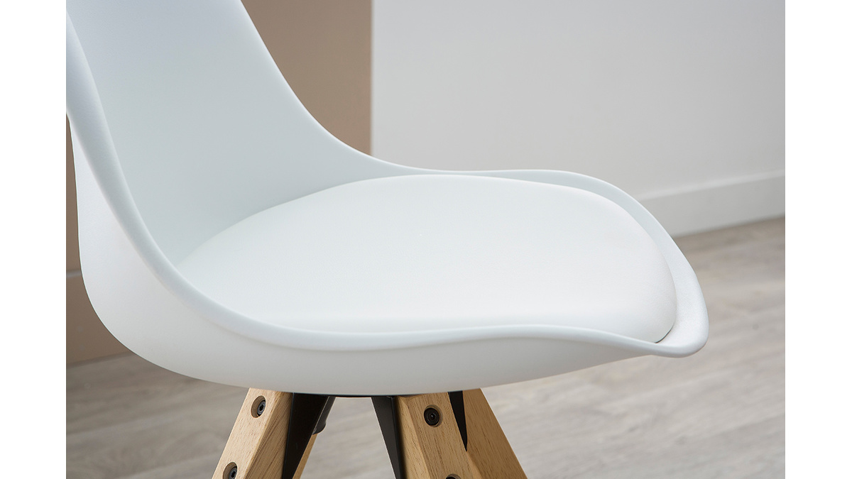 Chaise design blanc et pieds bois clair lot de 2 NADJA
