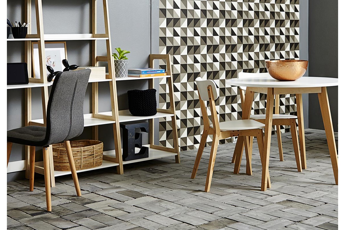 Chaise design bois et laqu� blanc mat (lot de 2) LAENA