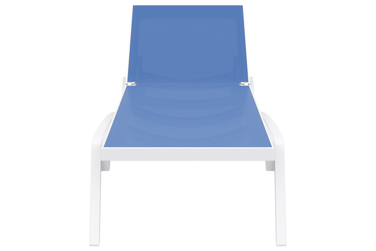 Chaise longue bleue et blanche � roulettes CORAIL