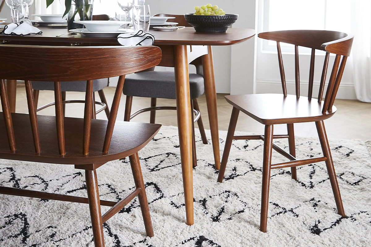 Chaises � barreaux en bois fonc� (lot de 2) DARIA