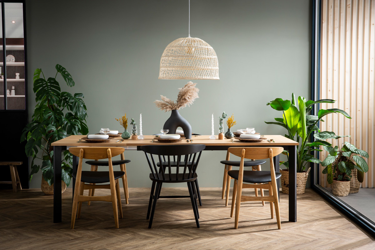 Chaises � barreaux en bois noir (lot de 2) DARIA