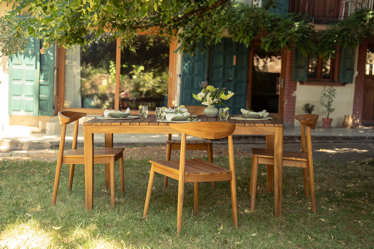 Chaises de jardin empilables en bois teck massif (lot de 2) SAGARA