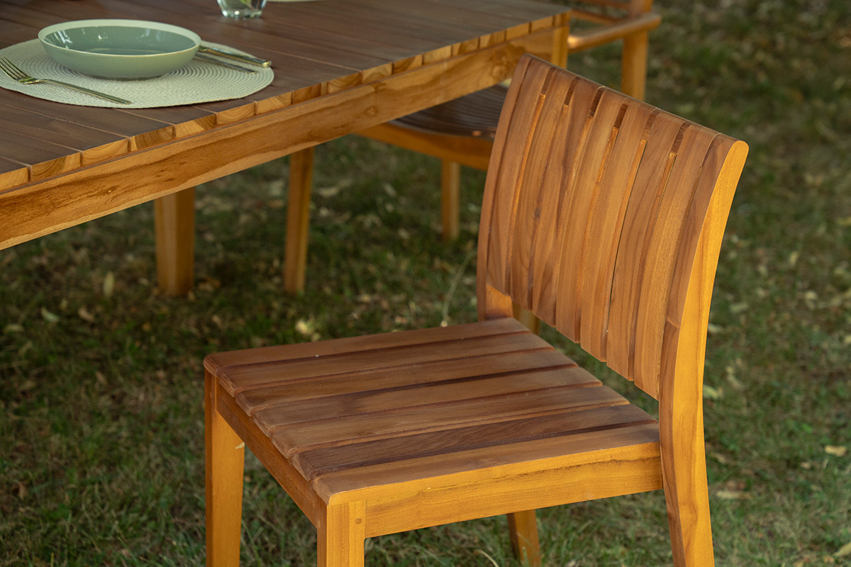 Chaises de jardin empilables en bois teck massif (lot de 2) TECKA