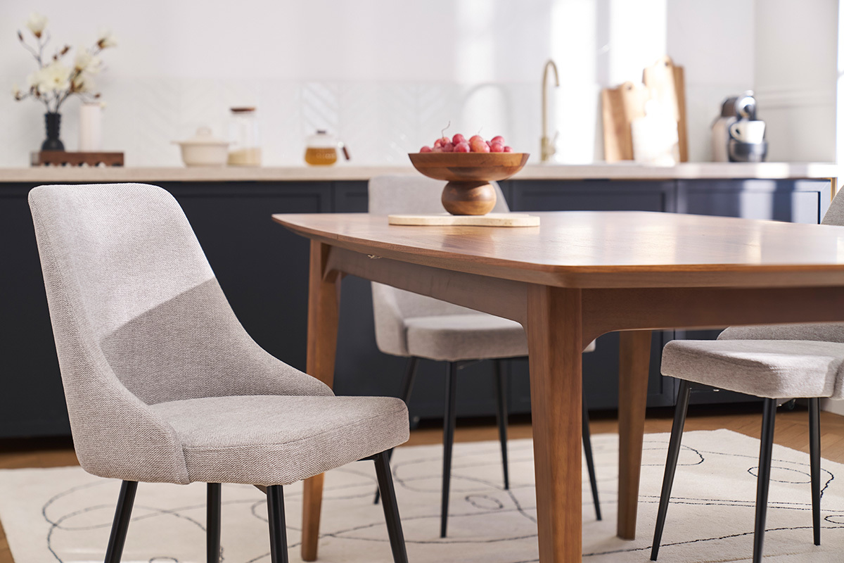 Chaises design en tissu effet velours textur gris clair et mtal noir (lot de 2) CULT