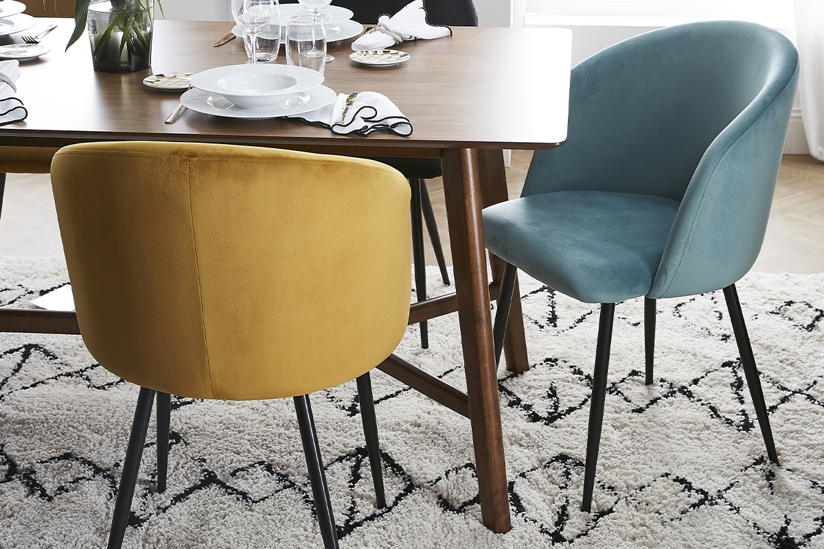 Chaises design en tissu velours vert c�ladon et m�tal noir (lot de 2) VANITY