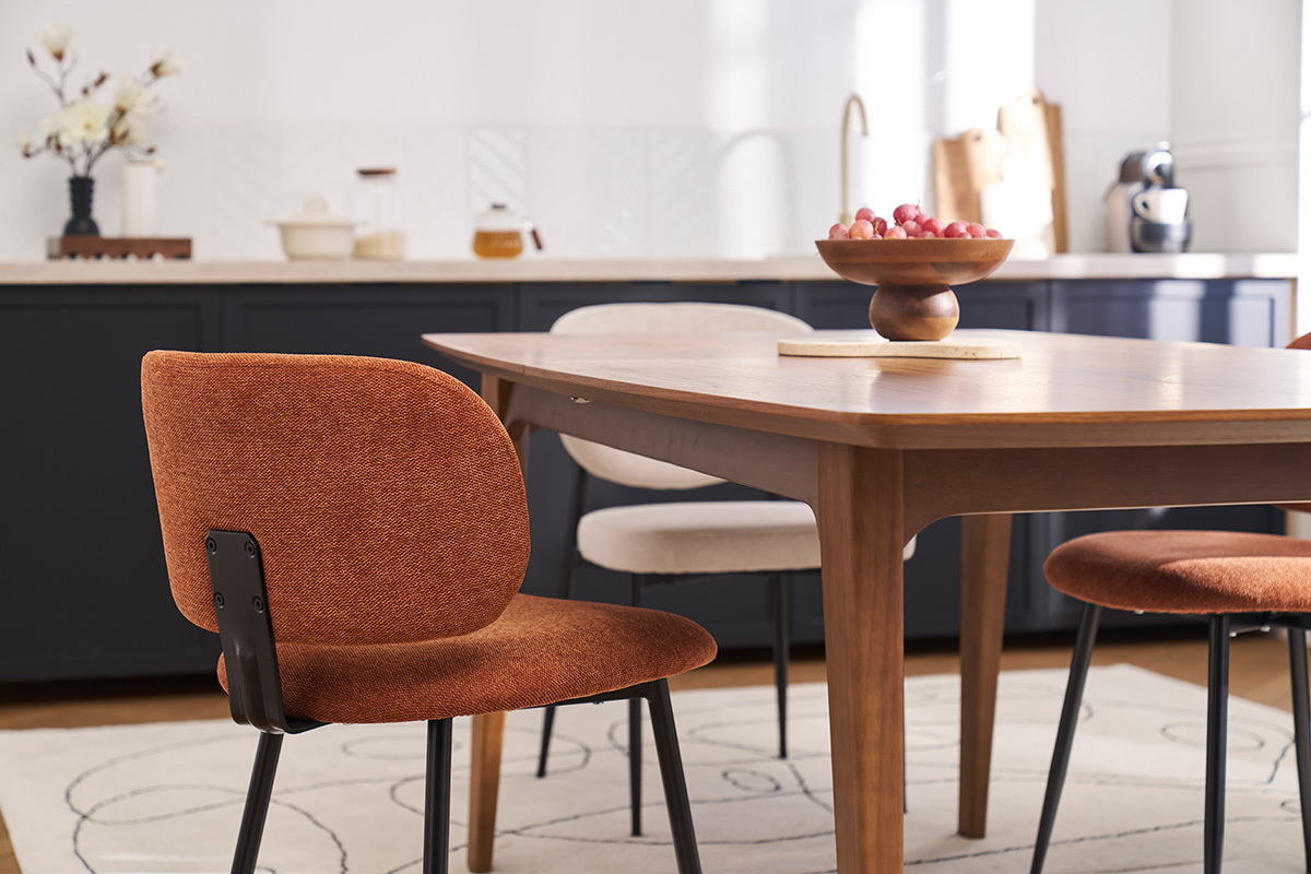 Chaises en tissu effet velours textur terre brle et mtal noir (lot de 2) ATRIUM