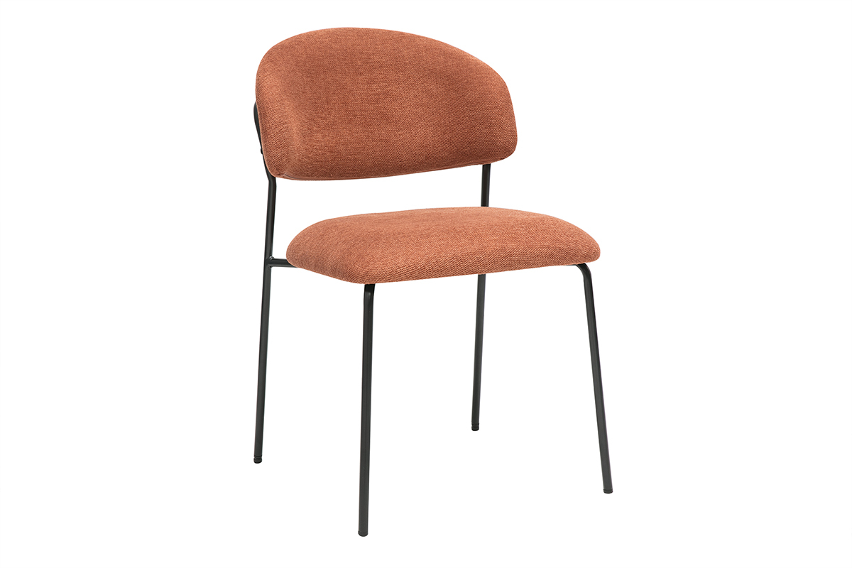 Chaise en tissu effet velours terre brle avec pied en mtal noir, vue de 3/4.