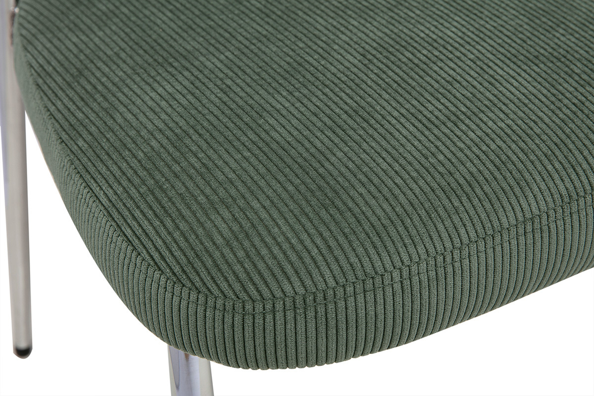 D�tail du si�ge de la chaise en tissu velours c�tel� vert kaki, vue de dessus