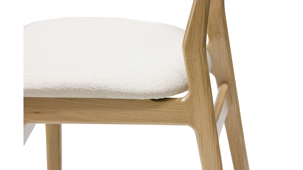 Chaises scandinaves en bois clair chêne massif et tissu effet laine bouclée blanc cassé (lot de 2) LOUISA