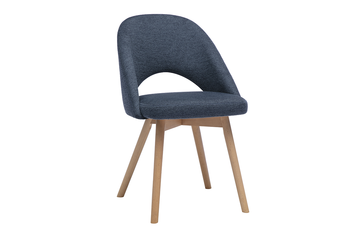 Chaise scandinave en tissu bleu fonc� et bois clair, vue de 3/4
