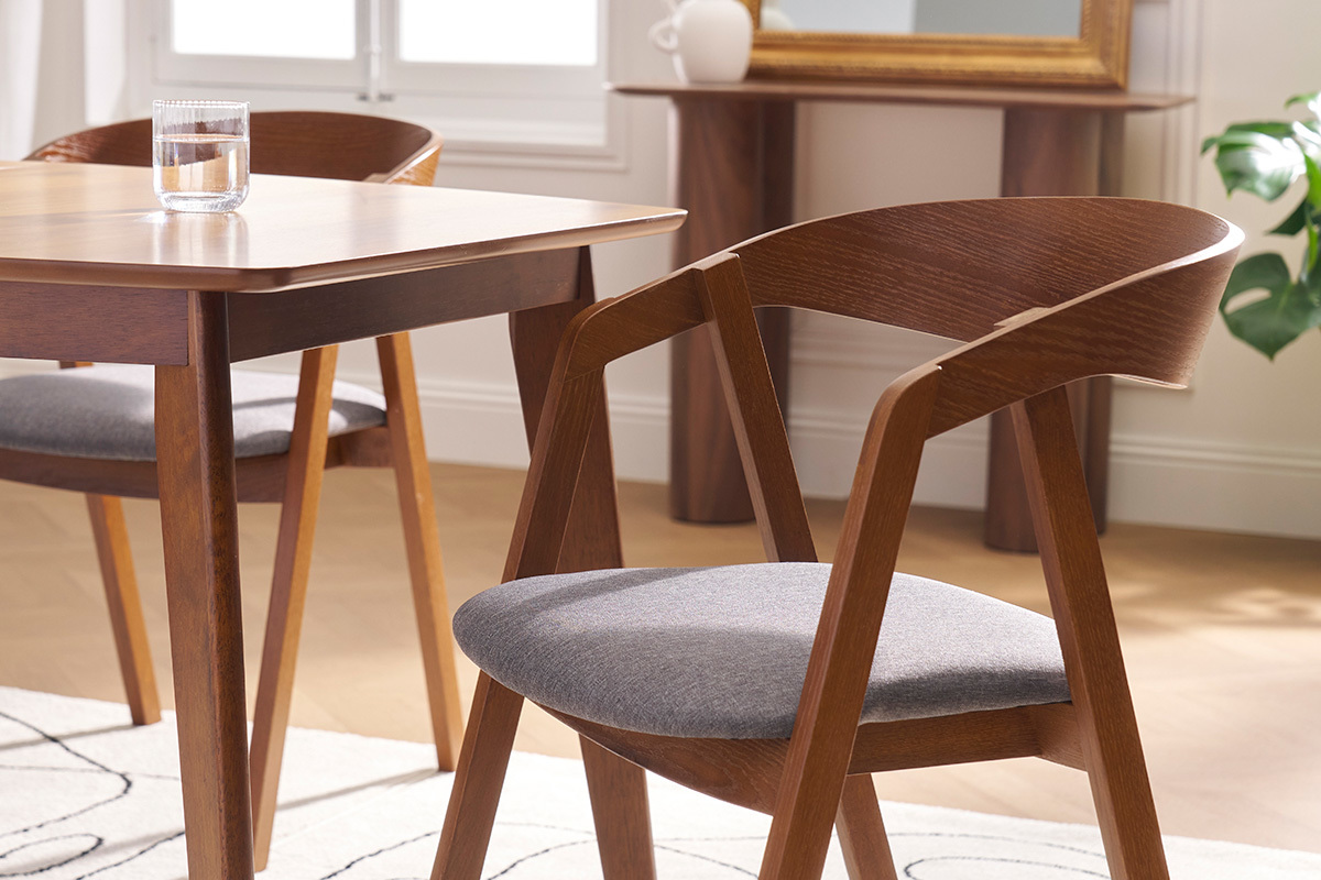 Chaises vintage empilables en bois teint noyer et tissu gris (lot de 2) LOVA