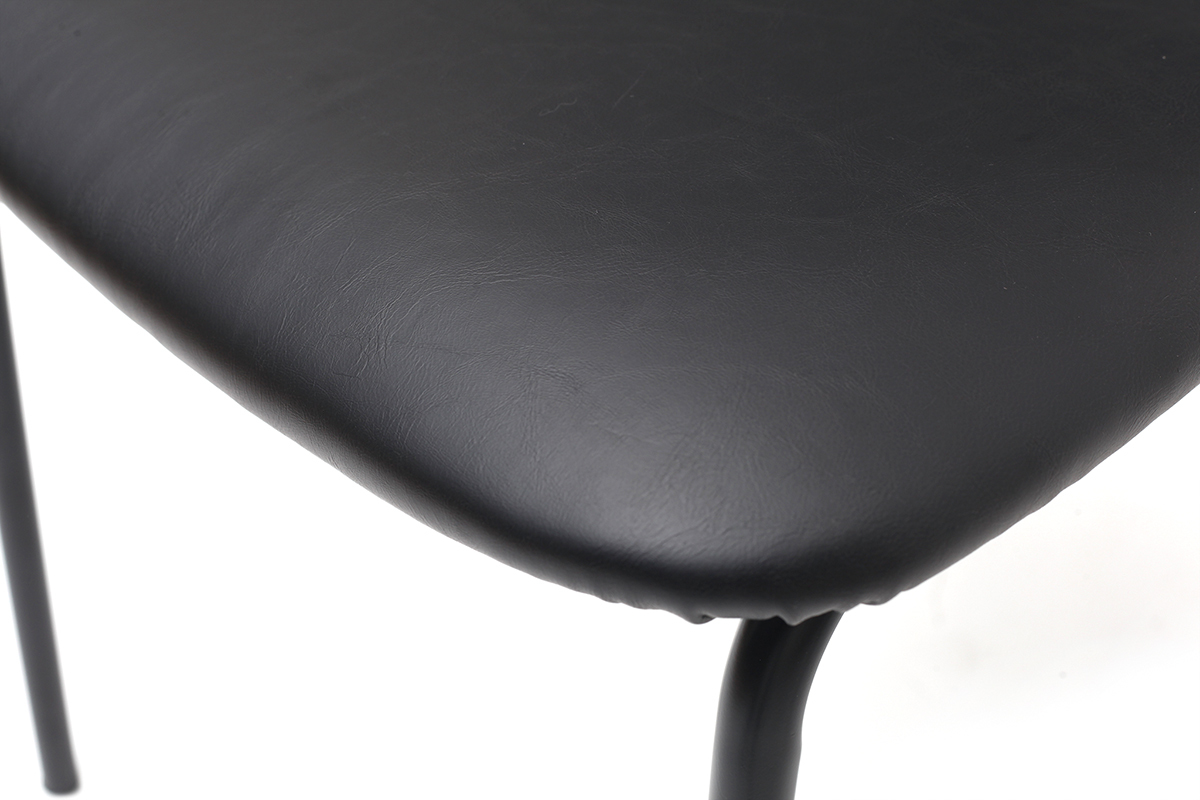 Chaises vintage noires avec pieds m�tal (lot de 2) LAB