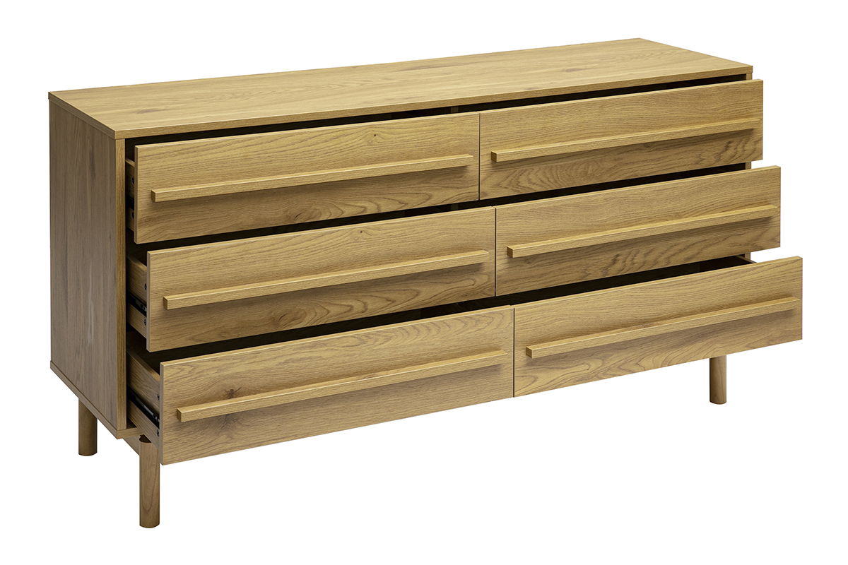 Commode en bois ch�ne avec six tiroirs, vue de 3/4, style moderne et �pur�.