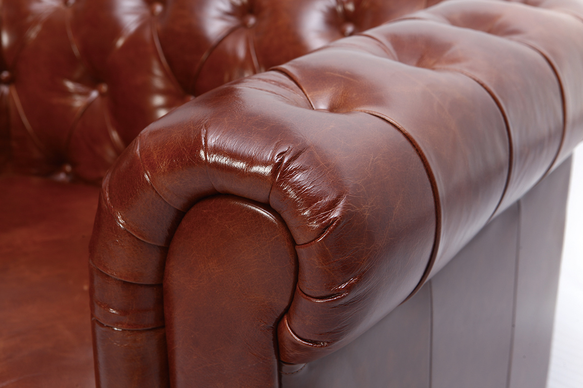 Fauteuil design cuir marron CHESTERFIELD - cuir de buffle