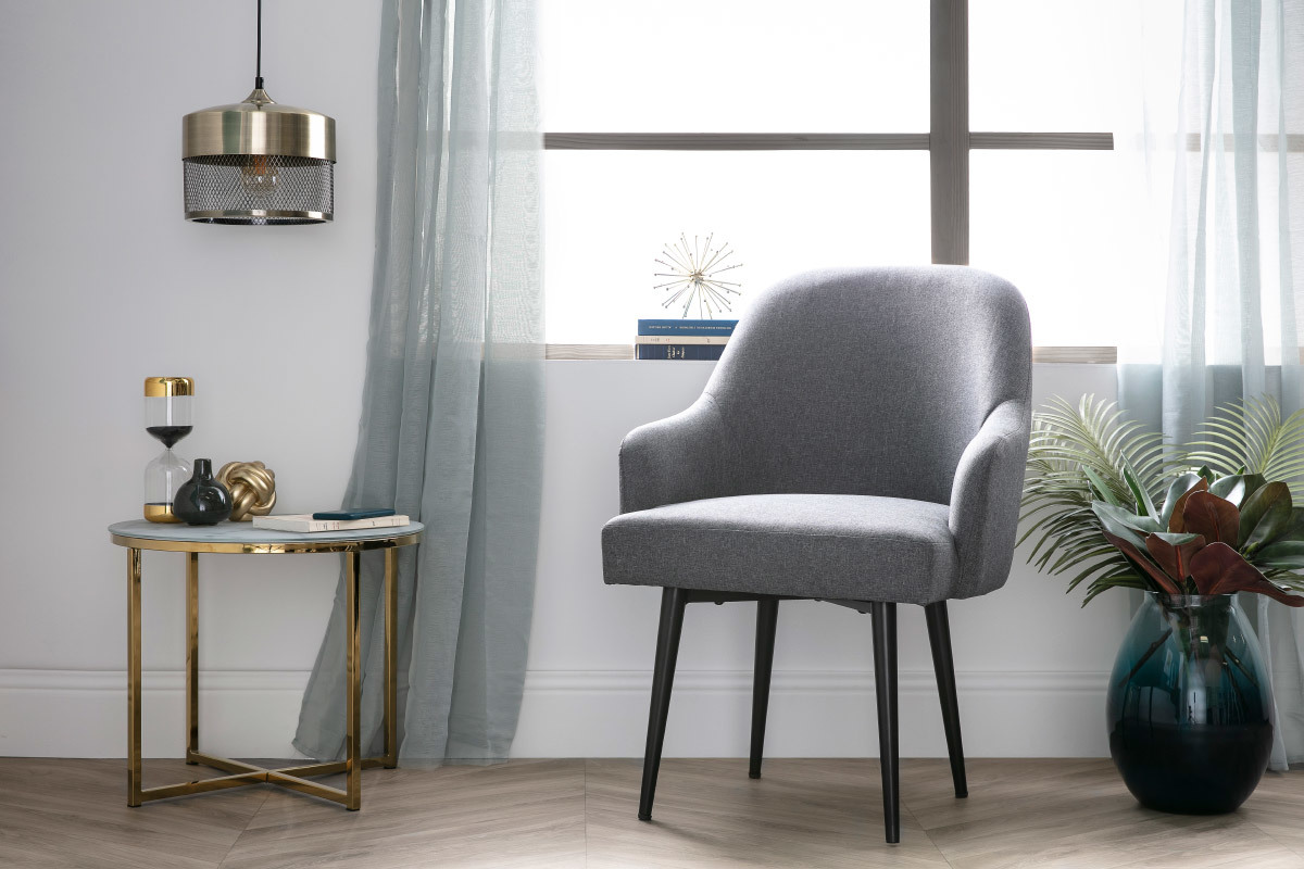 Fauteuil design en tissu gris fonc et pieds mtal noir AMON