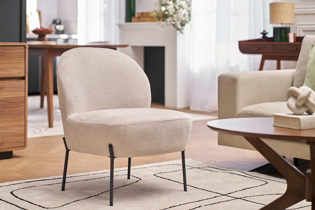 Fauteuil en tissu effet velours textur beige et mtal noir BELEY