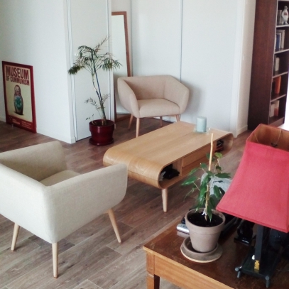 Taburete De Bar BALTIK De Miliboo - Diseño Escandinavo En Madera Natural Y Blanco (altura 75 Cm, Con Respaldo, Listo Para Montar)