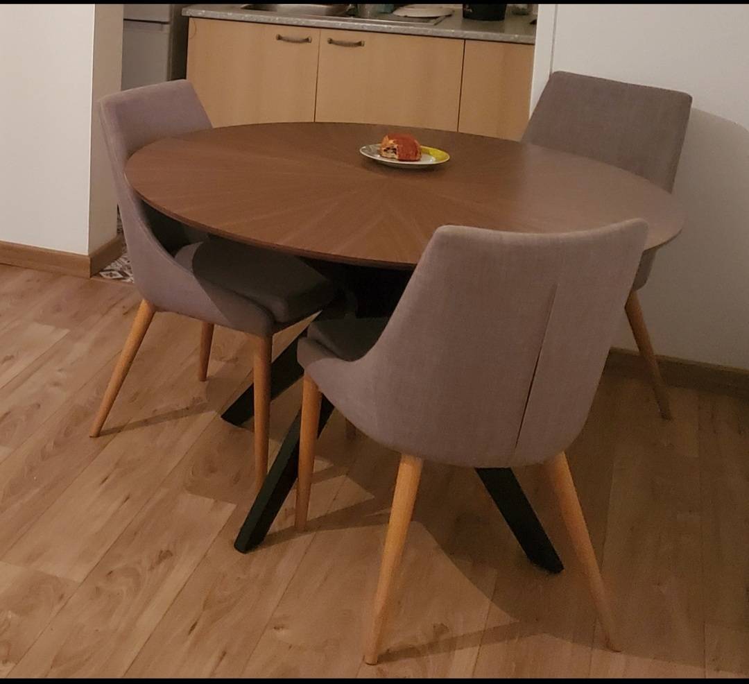 Table à manger design ronde chêne D120 cm DIELLI - Miliboo